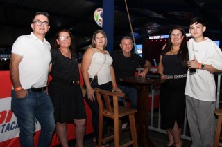 
<a style='margin-left: 5px;' class='btn btn-xs btn-social btn-facebook' href='https://www.facebook.com/sharer/sharer.php?u=https://galeramix.com.br/imagem/a162/800-800-90/conteudo/site_galerias/162/tijufest-2025-zeze-di-camargo-23.jpg' rel='popup' data-width='500' data-height='400'><i class='fa fa-facebook'></i>Compartilhar <span class='hidden-xs'>no Facebook</span>
</a> 
<a class='btn btn-default btn-xs' target='_blank' href='imagem/a162/800-800-90/conteudo/site_galerias/162/tijufest-2025-zeze-di-camargo-23.jpg'>
<span class='glyphicon glyphicon-cloud-download'></span> Salvar
</a>
