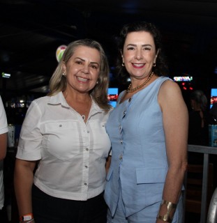 
<a style='margin-left: 5px;' class='btn btn-xs btn-social btn-facebook' href='https://www.facebook.com/sharer/sharer.php?u=https://galeramix.com.br/imagem/a162/800-800-90/conteudo/site_galerias/162/tijufest-2025-zeze-di-camargo-26.jpg' rel='popup' data-width='500' data-height='400'><i class='fa fa-facebook'></i>Compartilhar <span class='hidden-xs'>no Facebook</span>
</a> 
<a class='btn btn-default btn-xs' target='_blank' href='imagem/a162/800-800-90/conteudo/site_galerias/162/tijufest-2025-zeze-di-camargo-26.jpg'>
<span class='glyphicon glyphicon-cloud-download'></span> Salvar
</a>
