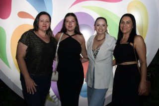 
<a style='margin-left: 5px;' class='btn btn-xs btn-social btn-facebook' href='https://www.facebook.com/sharer/sharer.php?u=https://galeramix.com.br/imagem/a162/800-800-90/conteudo/site_galerias/162/tijufest-2025-zeze-di-camargo-36.jpg' rel='popup' data-width='500' data-height='400'><i class='fa fa-facebook'></i>Compartilhar <span class='hidden-xs'>no Facebook</span>
</a> 
<a class='btn btn-default btn-xs' target='_blank' href='imagem/a162/800-800-90/conteudo/site_galerias/162/tijufest-2025-zeze-di-camargo-36.jpg'>
<span class='glyphicon glyphicon-cloud-download'></span> Salvar
</a>
