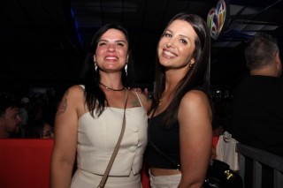 
<a style='margin-left: 5px;' class='btn btn-xs btn-social btn-facebook' href='https://www.facebook.com/sharer/sharer.php?u=https://galeramix.com.br/imagem/a162/800-800-90/conteudo/site_galerias/162/tijufest-2025-zeze-di-camargo-98.jpg' rel='popup' data-width='500' data-height='400'><i class='fa fa-facebook'></i>Compartilhar <span class='hidden-xs'>no Facebook</span>
</a> 
<a class='btn btn-default btn-xs' target='_blank' href='imagem/a162/800-800-90/conteudo/site_galerias/162/tijufest-2025-zeze-di-camargo-98.jpg'>
<span class='glyphicon glyphicon-cloud-download'></span> Salvar
</a>
