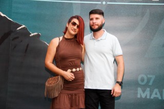 
<a style='margin-left: 5px;' class='btn btn-xs btn-social btn-facebook' href='https://www.facebook.com/sharer/sharer.php?u=https://galeramix.com.br/imagem/a163/800-800-90/conteudo/site_galerias/163/gustavo-lima-costelaco-junior-seco-galeramix-104.jpg' rel='popup' data-width='500' data-height='400'><i class='fa fa-facebook'></i>Compartilhar <span class='hidden-xs'>no Facebook</span>
</a> 
<a class='btn btn-default btn-xs' target='_blank' href='imagem/a163/800-800-90/conteudo/site_galerias/163/gustavo-lima-costelaco-junior-seco-galeramix-104.jpg'>
<span class='glyphicon glyphicon-cloud-download'></span> Salvar
</a>
