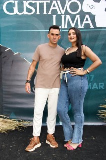 
<a style='margin-left: 5px;' class='btn btn-xs btn-social btn-facebook' href='https://www.facebook.com/sharer/sharer.php?u=https://galeramix.com.br/imagem/a163/800-800-90/conteudo/site_galerias/163/gustavo-lima-costelaco-junior-seco-galeramix-111.jpg' rel='popup' data-width='500' data-height='400'><i class='fa fa-facebook'></i>Compartilhar <span class='hidden-xs'>no Facebook</span>
</a> 
<a class='btn btn-default btn-xs' target='_blank' href='imagem/a163/800-800-90/conteudo/site_galerias/163/gustavo-lima-costelaco-junior-seco-galeramix-111.jpg'>
<span class='glyphicon glyphicon-cloud-download'></span> Salvar
</a>
