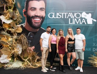 
<a style='margin-left: 5px;' class='btn btn-xs btn-social btn-facebook' href='https://www.facebook.com/sharer/sharer.php?u=https://galeramix.com.br/imagem/a163/800-800-90/conteudo/site_galerias/163/gustavo-lima-costelaco-junior-seco-galeramix-117.jpg' rel='popup' data-width='500' data-height='400'><i class='fa fa-facebook'></i>Compartilhar <span class='hidden-xs'>no Facebook</span>
</a> 
<a class='btn btn-default btn-xs' target='_blank' href='imagem/a163/800-800-90/conteudo/site_galerias/163/gustavo-lima-costelaco-junior-seco-galeramix-117.jpg'>
<span class='glyphicon glyphicon-cloud-download'></span> Salvar
</a>
