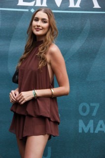 
<a style='margin-left: 5px;' class='btn btn-xs btn-social btn-facebook' href='https://www.facebook.com/sharer/sharer.php?u=https://galeramix.com.br/imagem/a163/800-800-90/conteudo/site_galerias/163/gustavo-lima-costelaco-junior-seco-galeramix-122.jpg' rel='popup' data-width='500' data-height='400'><i class='fa fa-facebook'></i>Compartilhar <span class='hidden-xs'>no Facebook</span>
</a> 
<a class='btn btn-default btn-xs' target='_blank' href='imagem/a163/800-800-90/conteudo/site_galerias/163/gustavo-lima-costelaco-junior-seco-galeramix-122.jpg'>
<span class='glyphicon glyphicon-cloud-download'></span> Salvar
</a>
