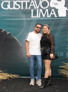 
<a style='margin-left: 5px;' class='btn btn-xs btn-social btn-facebook' href='https://www.facebook.com/sharer/sharer.php?u=https://galeramix.com.br/imagem/a163/800-800-90/conteudo/site_galerias/163/gustavo-lima-costelaco-junior-seco-galeramix-132.jpg' rel='popup' data-width='500' data-height='400'><i class='fa fa-facebook'></i>Compartilhar <span class='hidden-xs'>no Facebook</span>
</a> 
<a class='btn btn-default btn-xs' target='_blank' href='imagem/a163/800-800-90/conteudo/site_galerias/163/gustavo-lima-costelaco-junior-seco-galeramix-132.jpg'>
<span class='glyphicon glyphicon-cloud-download'></span> Salvar
</a>
