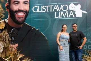 
<a style='margin-left: 5px;' class='btn btn-xs btn-social btn-facebook' href='https://www.facebook.com/sharer/sharer.php?u=https://galeramix.com.br/imagem/a163/800-800-90/conteudo/site_galerias/163/gustavo-lima-costelaco-junior-seco-galeramix-16.jpg' rel='popup' data-width='500' data-height='400'><i class='fa fa-facebook'></i>Compartilhar <span class='hidden-xs'>no Facebook</span>
</a> 
<a class='btn btn-default btn-xs' target='_blank' href='imagem/a163/800-800-90/conteudo/site_galerias/163/gustavo-lima-costelaco-junior-seco-galeramix-16.jpg'>
<span class='glyphicon glyphicon-cloud-download'></span> Salvar
</a>
