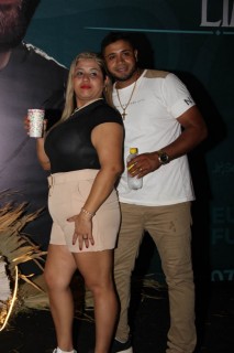 
<a style='margin-left: 5px;' class='btn btn-xs btn-social btn-facebook' href='https://www.facebook.com/sharer/sharer.php?u=https://galeramix.com.br/imagem/a163/800-800-90/conteudo/site_galerias/163/gustavo-lima-costelaco-junior-seco-galeramix-176.jpg' rel='popup' data-width='500' data-height='400'><i class='fa fa-facebook'></i>Compartilhar <span class='hidden-xs'>no Facebook</span>
</a> 
<a class='btn btn-default btn-xs' target='_blank' href='imagem/a163/800-800-90/conteudo/site_galerias/163/gustavo-lima-costelaco-junior-seco-galeramix-176.jpg'>
<span class='glyphicon glyphicon-cloud-download'></span> Salvar
</a>
