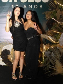 
<a style='margin-left: 5px;' class='btn btn-xs btn-social btn-facebook' href='https://www.facebook.com/sharer/sharer.php?u=https://galeramix.com.br/imagem/a163/800-800-90/conteudo/site_galerias/163/gustavo-lima-costelaco-junior-seco-galeramix-205.jpg' rel='popup' data-width='500' data-height='400'><i class='fa fa-facebook'></i>Compartilhar <span class='hidden-xs'>no Facebook</span>
</a> 
<a class='btn btn-default btn-xs' target='_blank' href='imagem/a163/800-800-90/conteudo/site_galerias/163/gustavo-lima-costelaco-junior-seco-galeramix-205.jpg'>
<span class='glyphicon glyphicon-cloud-download'></span> Salvar
</a>
