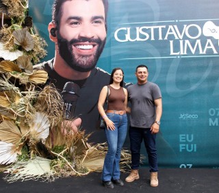 
<a style='margin-left: 5px;' class='btn btn-xs btn-social btn-facebook' href='https://www.facebook.com/sharer/sharer.php?u=https://galeramix.com.br/imagem/a163/800-800-90/conteudo/site_galerias/163/gustavo-lima-costelaco-junior-seco-galeramix-234.jpg' rel='popup' data-width='500' data-height='400'><i class='fa fa-facebook'></i>Compartilhar <span class='hidden-xs'>no Facebook</span>
</a> 
<a class='btn btn-default btn-xs' target='_blank' href='imagem/a163/800-800-90/conteudo/site_galerias/163/gustavo-lima-costelaco-junior-seco-galeramix-234.jpg'>
<span class='glyphicon glyphicon-cloud-download'></span> Salvar
</a>
