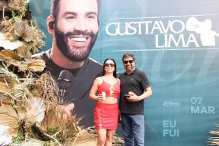 
<a style='margin-left: 5px;' class='btn btn-xs btn-social btn-facebook' href='https://www.facebook.com/sharer/sharer.php?u=https://galeramix.com.br/imagem/a163/800-800-90/conteudo/site_galerias/163/gustavo-lima-costelaco-junior-seco-galeramix-241.jpg' rel='popup' data-width='500' data-height='400'><i class='fa fa-facebook'></i>Compartilhar <span class='hidden-xs'>no Facebook</span>
</a> 
<a class='btn btn-default btn-xs' target='_blank' href='imagem/a163/800-800-90/conteudo/site_galerias/163/gustavo-lima-costelaco-junior-seco-galeramix-241.jpg'>
<span class='glyphicon glyphicon-cloud-download'></span> Salvar
</a>
