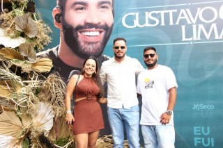 
<a style='margin-left: 5px;' class='btn btn-xs btn-social btn-facebook' href='https://www.facebook.com/sharer/sharer.php?u=https://galeramix.com.br/imagem/a163/800-800-90/conteudo/site_galerias/163/gustavo-lima-costelaco-junior-seco-galeramix-246.jpg' rel='popup' data-width='500' data-height='400'><i class='fa fa-facebook'></i>Compartilhar <span class='hidden-xs'>no Facebook</span>
</a> 
<a class='btn btn-default btn-xs' target='_blank' href='imagem/a163/800-800-90/conteudo/site_galerias/163/gustavo-lima-costelaco-junior-seco-galeramix-246.jpg'>
<span class='glyphicon glyphicon-cloud-download'></span> Salvar
</a>
