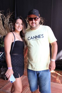 
<a style='margin-left: 5px;' class='btn btn-xs btn-social btn-facebook' href='https://www.facebook.com/sharer/sharer.php?u=https://galeramix.com.br/imagem/a163/800-800-90/conteudo/site_galerias/163/gustavo-lima-costelaco-junior-seco-galeramix-274.jpg' rel='popup' data-width='500' data-height='400'><i class='fa fa-facebook'></i>Compartilhar <span class='hidden-xs'>no Facebook</span>
</a> 
<a class='btn btn-default btn-xs' target='_blank' href='imagem/a163/800-800-90/conteudo/site_galerias/163/gustavo-lima-costelaco-junior-seco-galeramix-274.jpg'>
<span class='glyphicon glyphicon-cloud-download'></span> Salvar
</a>
