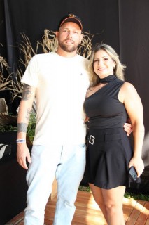 
<a style='margin-left: 5px;' class='btn btn-xs btn-social btn-facebook' href='https://www.facebook.com/sharer/sharer.php?u=https://galeramix.com.br/imagem/a163/800-800-90/conteudo/site_galerias/163/gustavo-lima-costelaco-junior-seco-galeramix-278.jpg' rel='popup' data-width='500' data-height='400'><i class='fa fa-facebook'></i>Compartilhar <span class='hidden-xs'>no Facebook</span>
</a> 
<a class='btn btn-default btn-xs' target='_blank' href='imagem/a163/800-800-90/conteudo/site_galerias/163/gustavo-lima-costelaco-junior-seco-galeramix-278.jpg'>
<span class='glyphicon glyphicon-cloud-download'></span> Salvar
</a>
