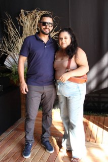 
<a style='margin-left: 5px;' class='btn btn-xs btn-social btn-facebook' href='https://www.facebook.com/sharer/sharer.php?u=https://galeramix.com.br/imagem/a163/800-800-90/conteudo/site_galerias/163/gustavo-lima-costelaco-junior-seco-galeramix-280.jpg' rel='popup' data-width='500' data-height='400'><i class='fa fa-facebook'></i>Compartilhar <span class='hidden-xs'>no Facebook</span>
</a> 
<a class='btn btn-default btn-xs' target='_blank' href='imagem/a163/800-800-90/conteudo/site_galerias/163/gustavo-lima-costelaco-junior-seco-galeramix-280.jpg'>
<span class='glyphicon glyphicon-cloud-download'></span> Salvar
</a>
