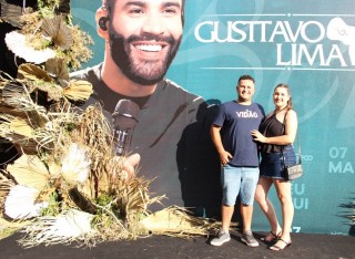 
<a style='margin-left: 5px;' class='btn btn-xs btn-social btn-facebook' href='https://www.facebook.com/sharer/sharer.php?u=https://galeramix.com.br/imagem/a163/800-800-90/conteudo/site_galerias/163/gustavo-lima-costelaco-junior-seco-galeramix-44.jpg' rel='popup' data-width='500' data-height='400'><i class='fa fa-facebook'></i>Compartilhar <span class='hidden-xs'>no Facebook</span>
</a> 
<a class='btn btn-default btn-xs' target='_blank' href='imagem/a163/800-800-90/conteudo/site_galerias/163/gustavo-lima-costelaco-junior-seco-galeramix-44.jpg'>
<span class='glyphicon glyphicon-cloud-download'></span> Salvar
</a>
