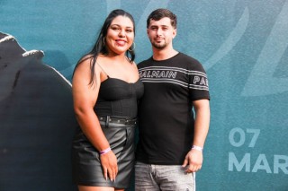 
<a style='margin-left: 5px;' class='btn btn-xs btn-social btn-facebook' href='https://www.facebook.com/sharer/sharer.php?u=https://galeramix.com.br/imagem/a163/800-800-90/conteudo/site_galerias/163/gustavo-lima-costelaco-junior-seco-galeramix-50.jpg' rel='popup' data-width='500' data-height='400'><i class='fa fa-facebook'></i>Compartilhar <span class='hidden-xs'>no Facebook</span>
</a> 
<a class='btn btn-default btn-xs' target='_blank' href='imagem/a163/800-800-90/conteudo/site_galerias/163/gustavo-lima-costelaco-junior-seco-galeramix-50.jpg'>
<span class='glyphicon glyphicon-cloud-download'></span> Salvar
</a>
