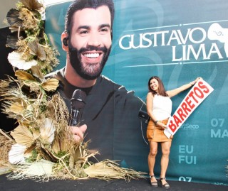 
<a style='margin-left: 5px;' class='btn btn-xs btn-social btn-facebook' href='https://www.facebook.com/sharer/sharer.php?u=https://galeramix.com.br/imagem/a163/800-800-90/conteudo/site_galerias/163/gustavo-lima-costelaco-junior-seco-galeramix-64.jpg' rel='popup' data-width='500' data-height='400'><i class='fa fa-facebook'></i>Compartilhar <span class='hidden-xs'>no Facebook</span>
</a> 
<a class='btn btn-default btn-xs' target='_blank' href='imagem/a163/800-800-90/conteudo/site_galerias/163/gustavo-lima-costelaco-junior-seco-galeramix-64.jpg'>
<span class='glyphicon glyphicon-cloud-download'></span> Salvar
</a>
